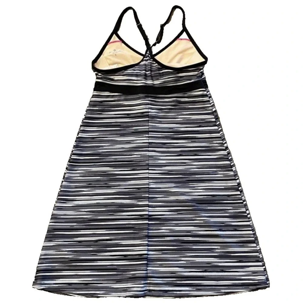 Athleta size small